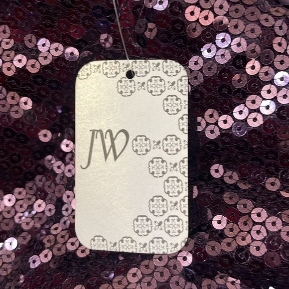 NWT JW purple sequin puffer vest with front zippered pockets. Size medium - Picture 15 of 15